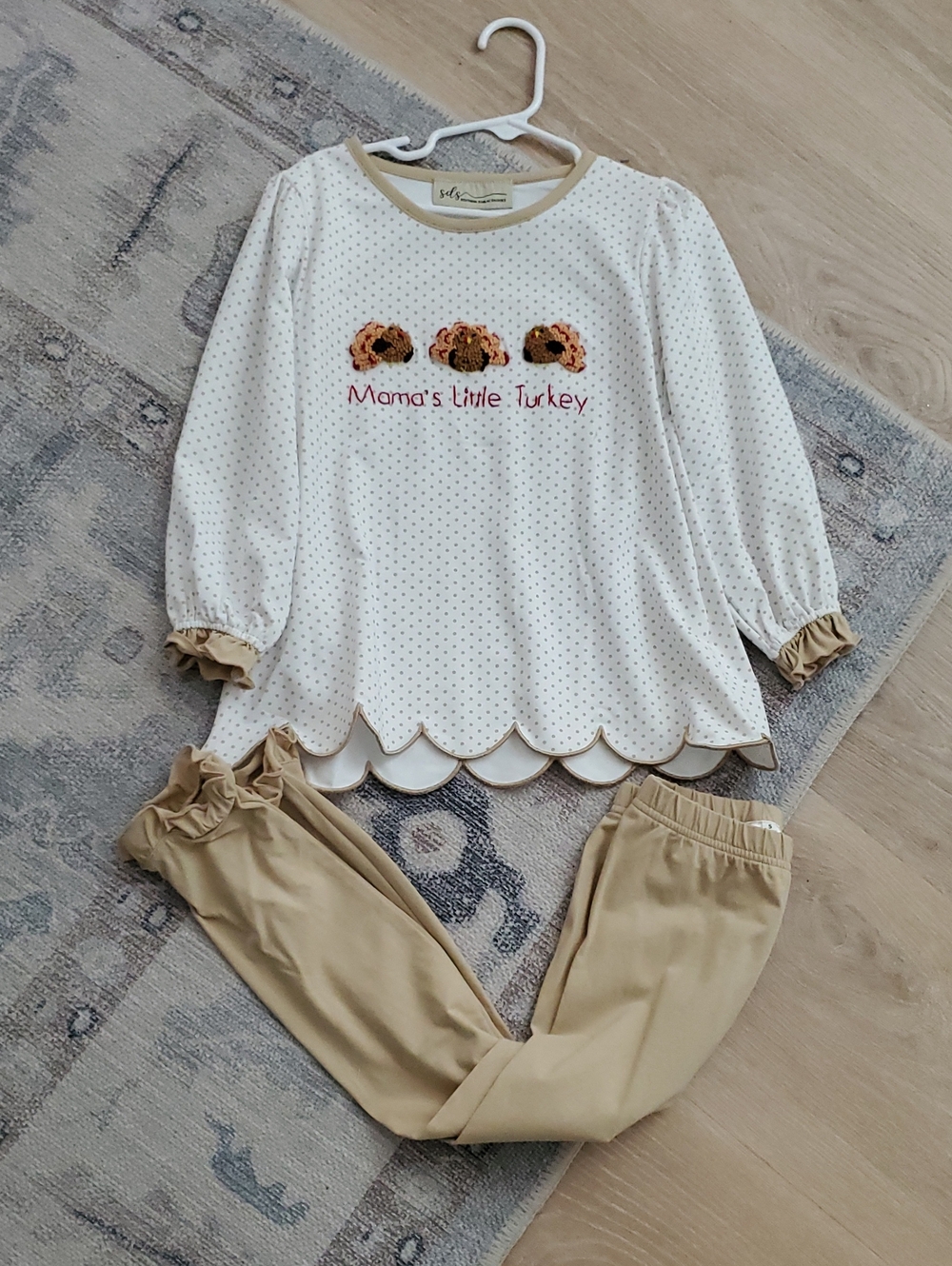 Southern Darlin Smocks Mama's Little Turkey French Knot Thanksgiving Set Sz5